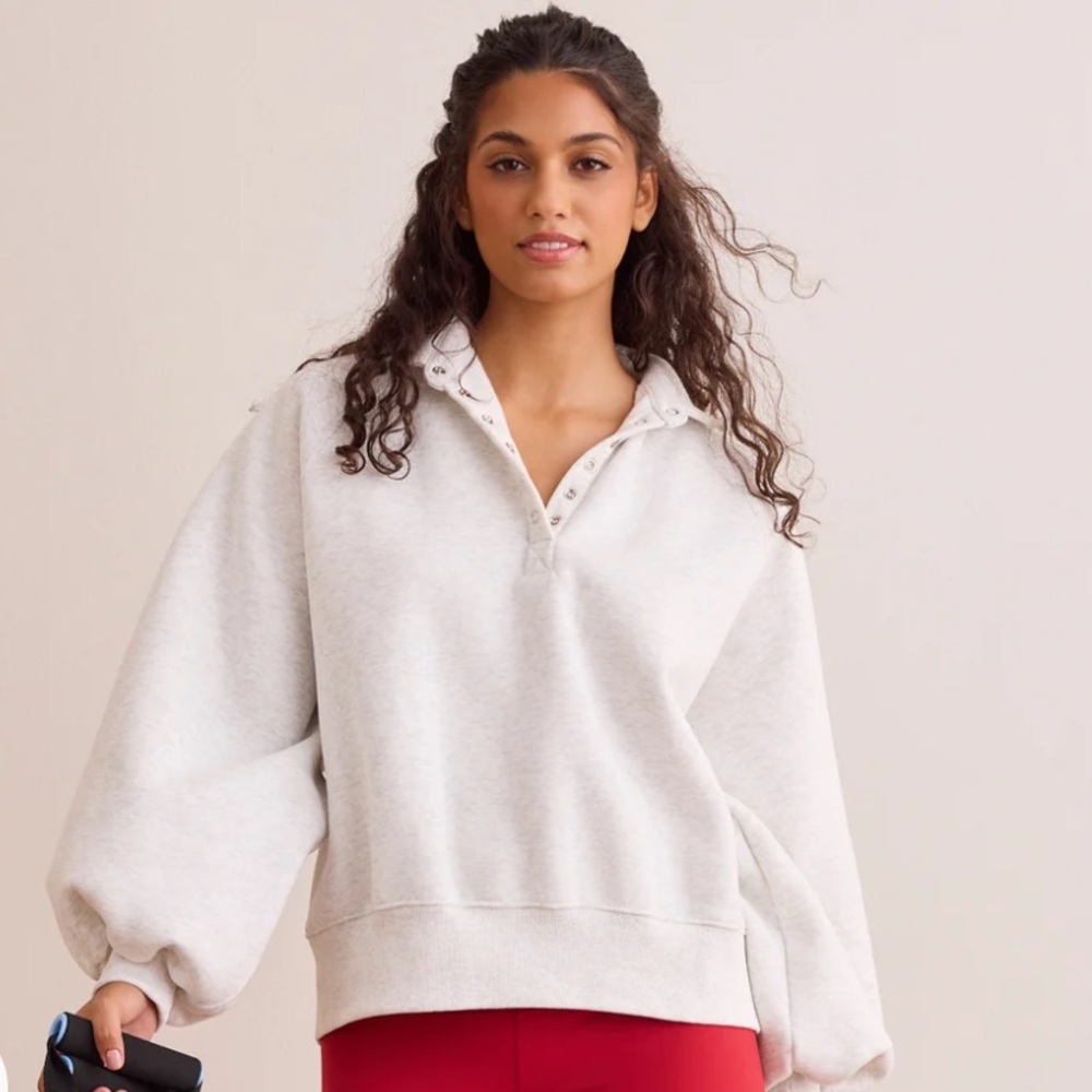 Pullover Snap-Front Hoodie Sweatshirt in Light Gray